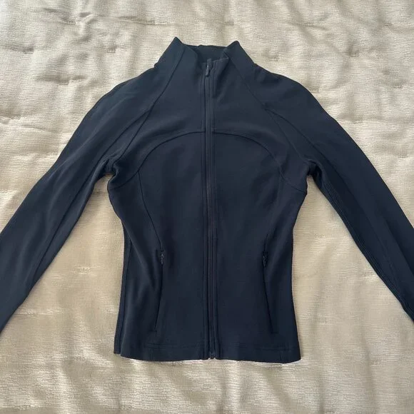 lululemon Nulu Define Jacket Black - Size 2 - Picture 1 of 4